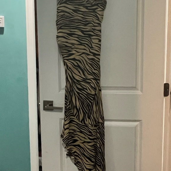 Nicholas Black Multi Asymmetric Silk Zebra Dress Size 8. - Picture 6 of 7